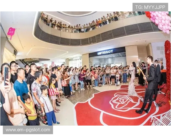 情侣在商场中可以玩的有趣互动游戏推荐增进感情的创意活动大全